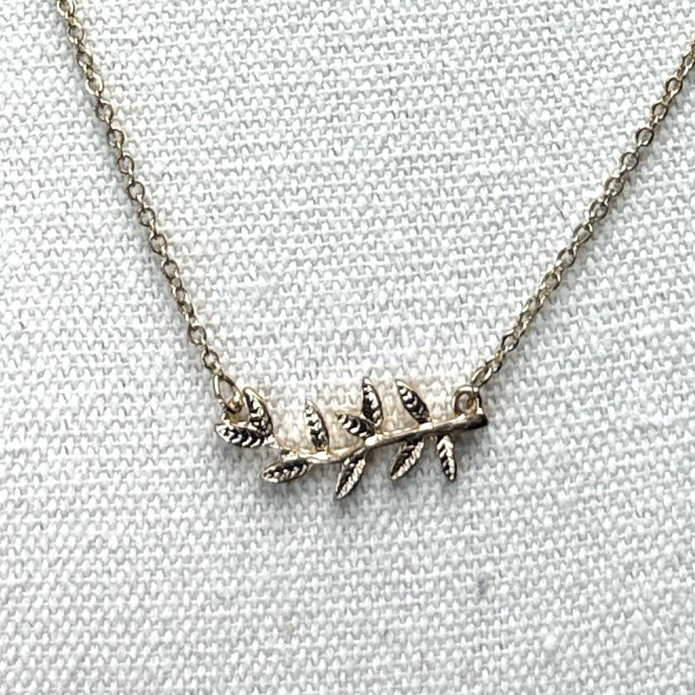 Olive Leaf Branch Necklace Earring Set Gold Tone - Picture 4 of 7
